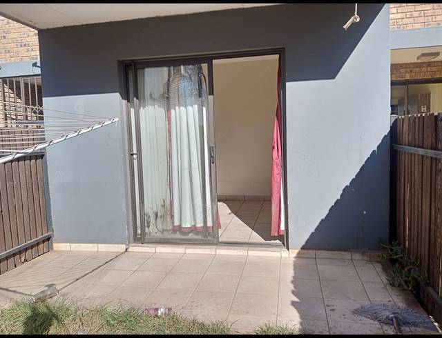 1 BEDROOM SECTIONAL TITLE FOR SALE IN COMET